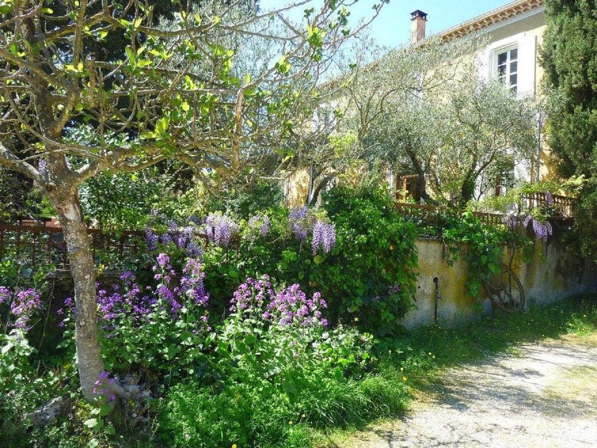 Le Fer En Ceze Bed & Breakfast Sabran Eksteriør bilde